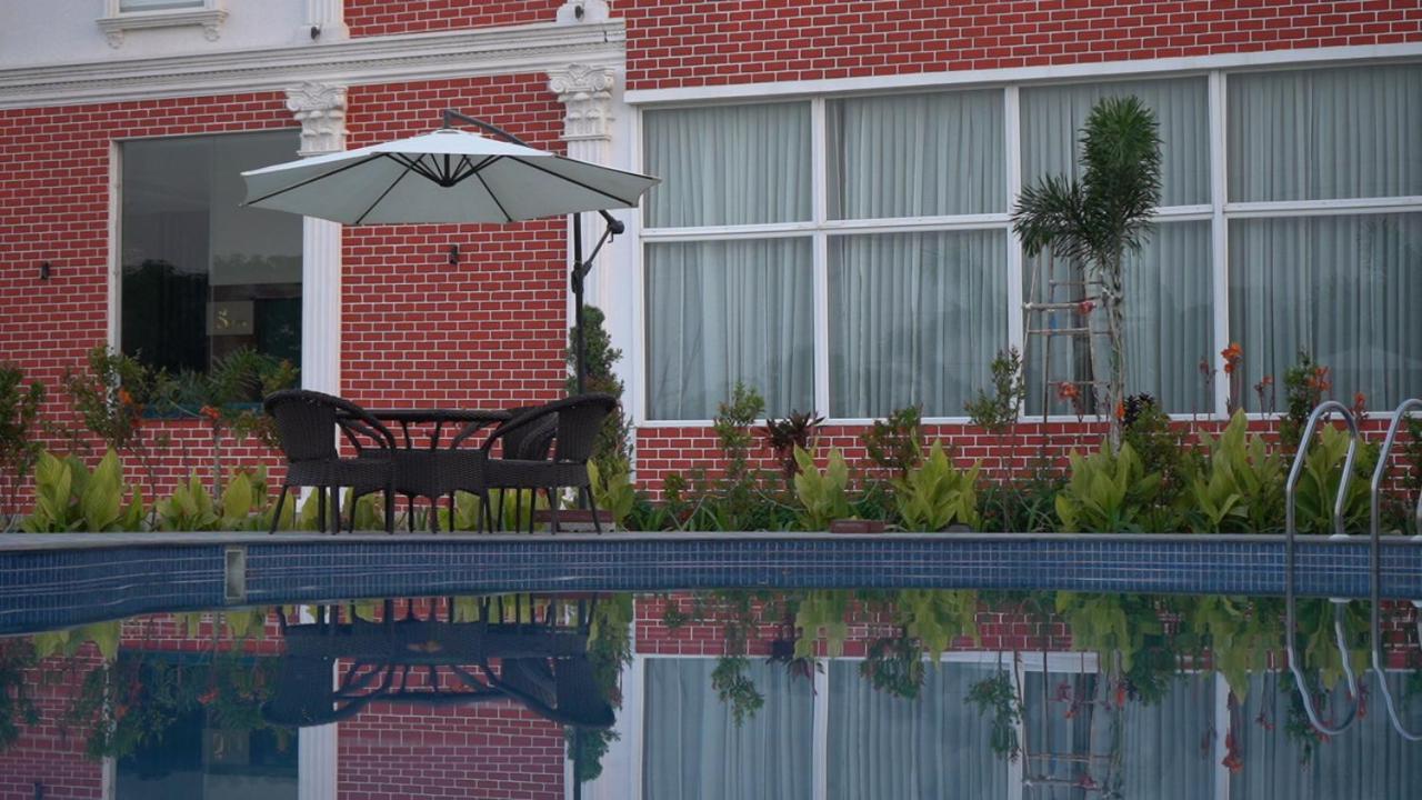 The Kamoda Resort Ambikapur Ngoại thất bức ảnh